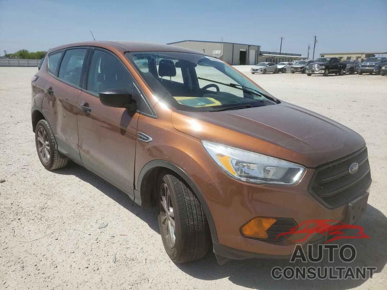 FORD ESCAPE 2017 - 1FMCU0F75HUE15739
