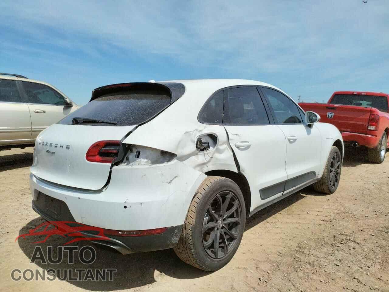 PORSCHE MACAN 2017 - WP1AA2A53HLB01677