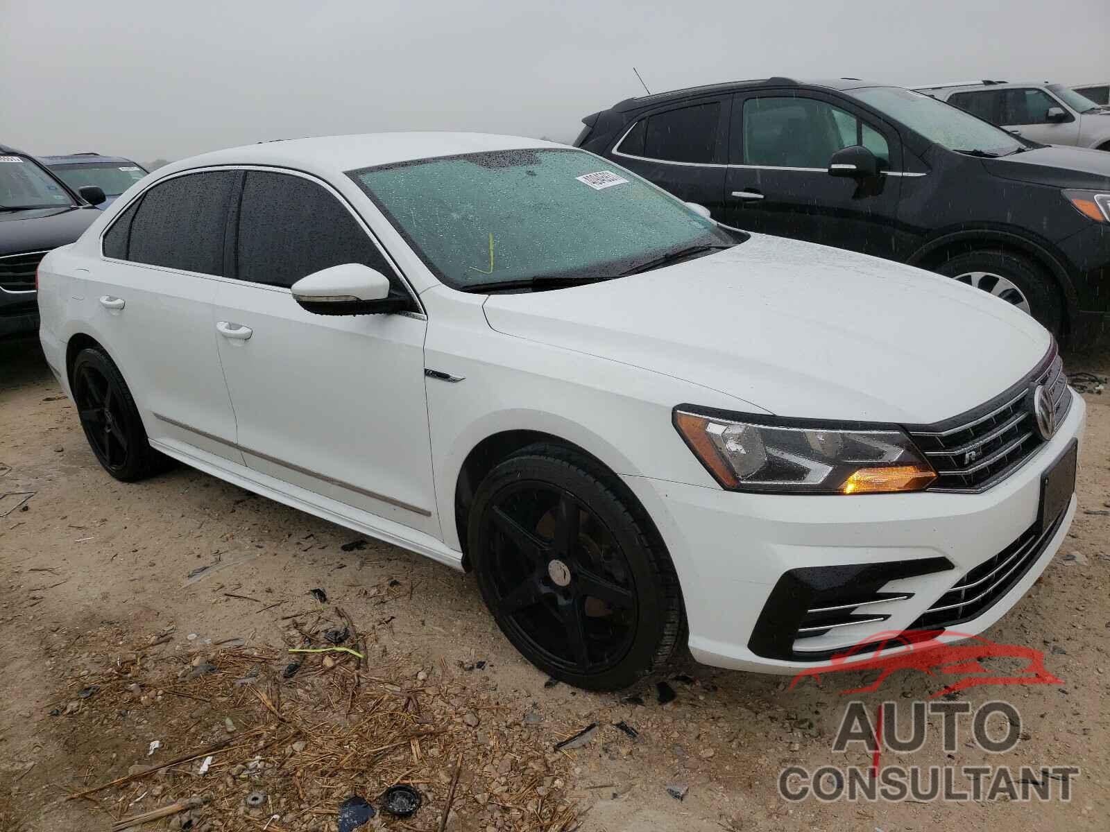 VOLKSWAGEN PASSAT 2017 - 1VWDT7A35HC043511