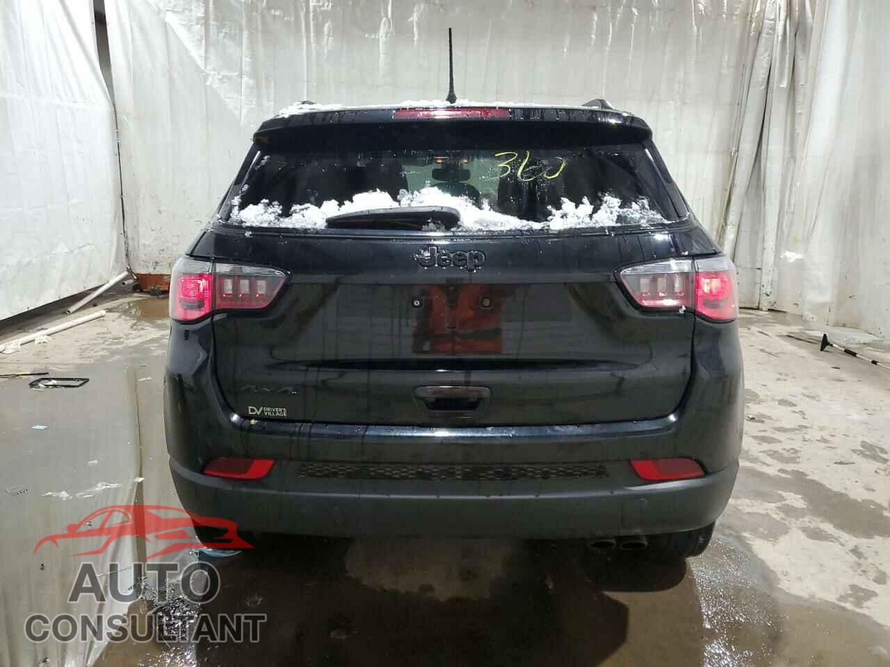 JEEP COMPASS 2020 - 3C4NJDBB3LT133402