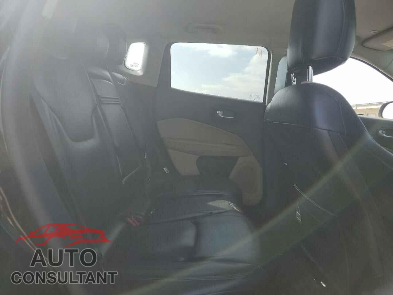 JEEP COMPASS 2017 - 3C4NJDAB6HT688868