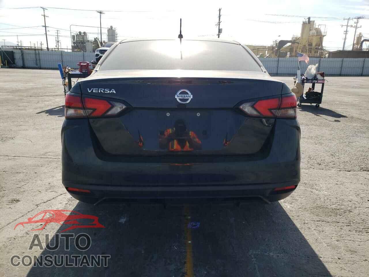NISSAN VERSA 2020 - 3N1CN8DV2LL901626