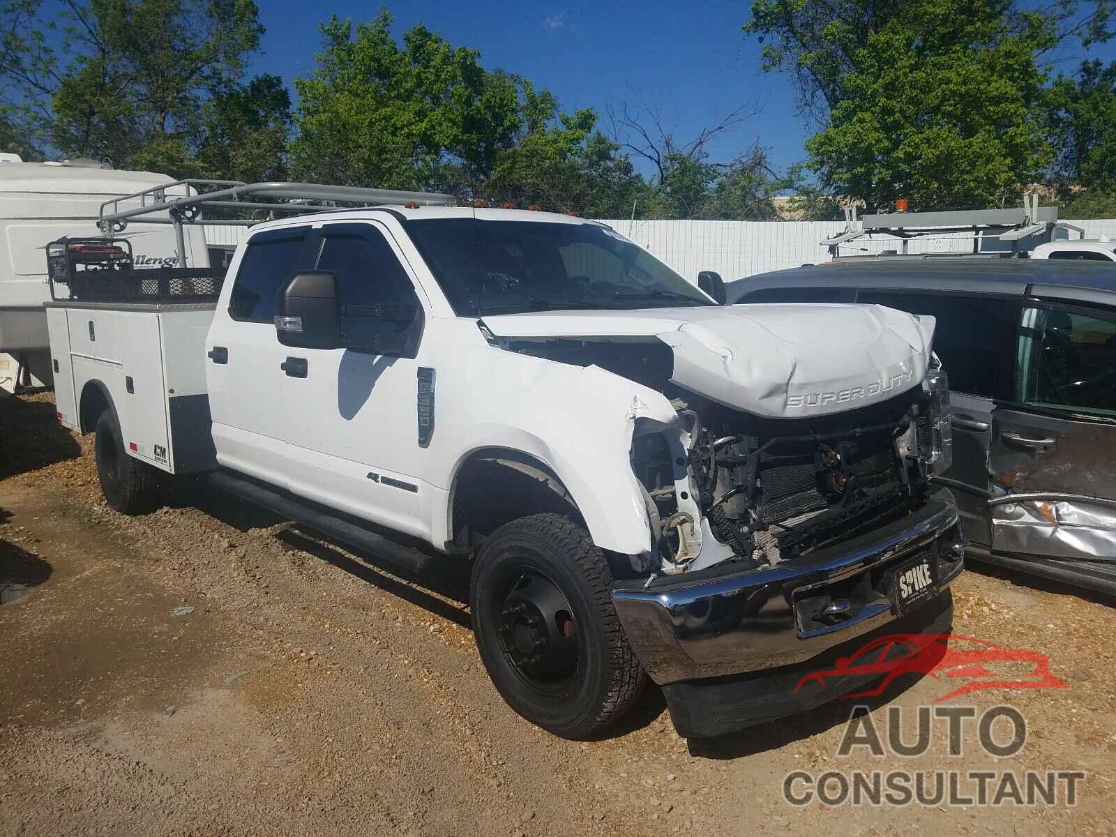 FORD F350 2018 - 1FD8W3HTXJEC26838