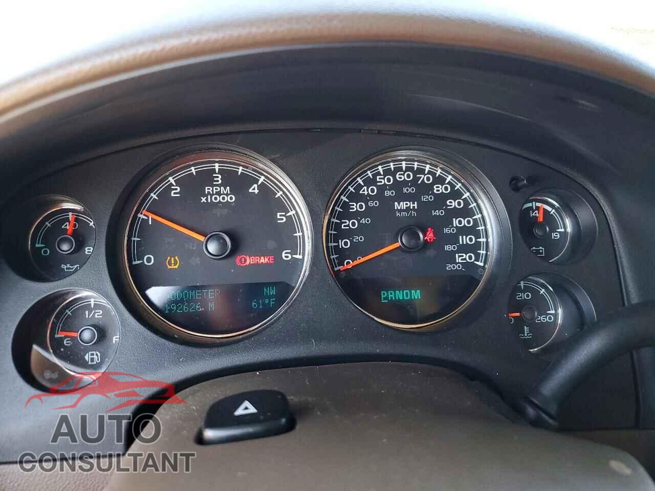 CHEVROLET TAHOE 2013 - 1GNSKAE05DR164080