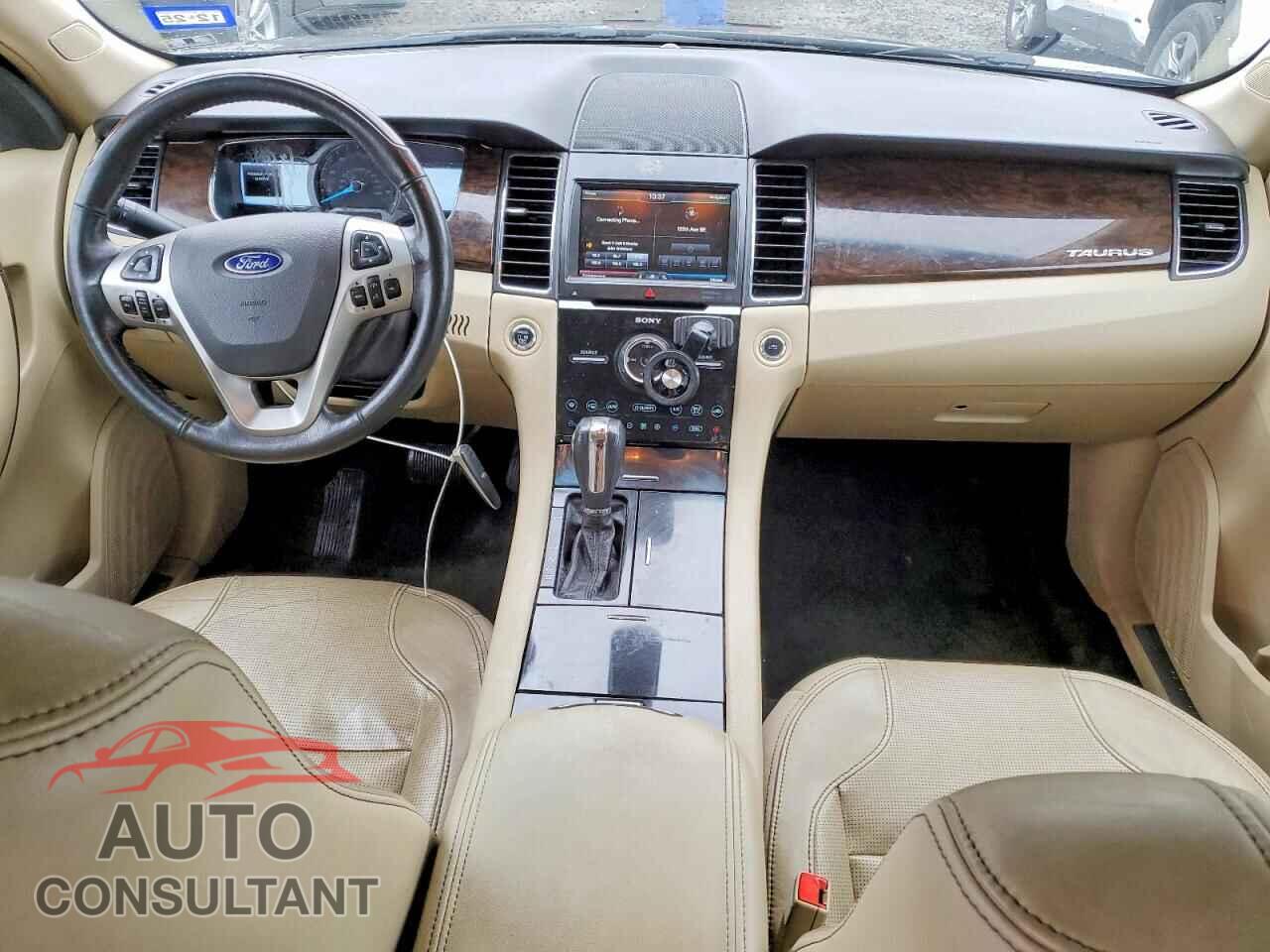 FORD TAURUS 2015 - 1FAHP2J80FG157094