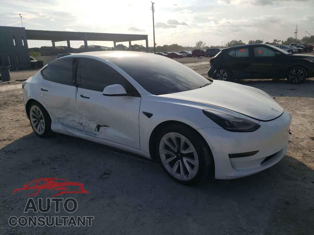 TESLA MODEL 3 2021 - 5YJ3E1EB8MF044754