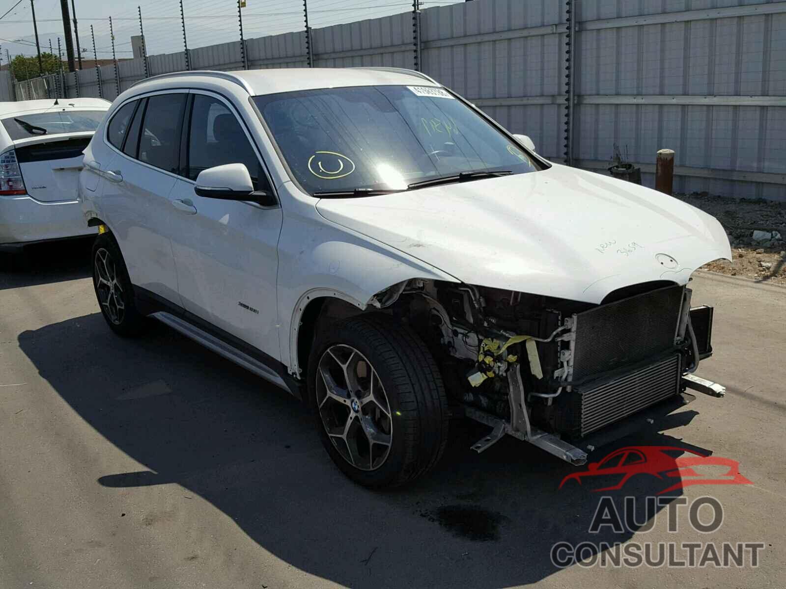 BMW X1 XDRIVE28I 2016 - WBXHT3C30GP884575