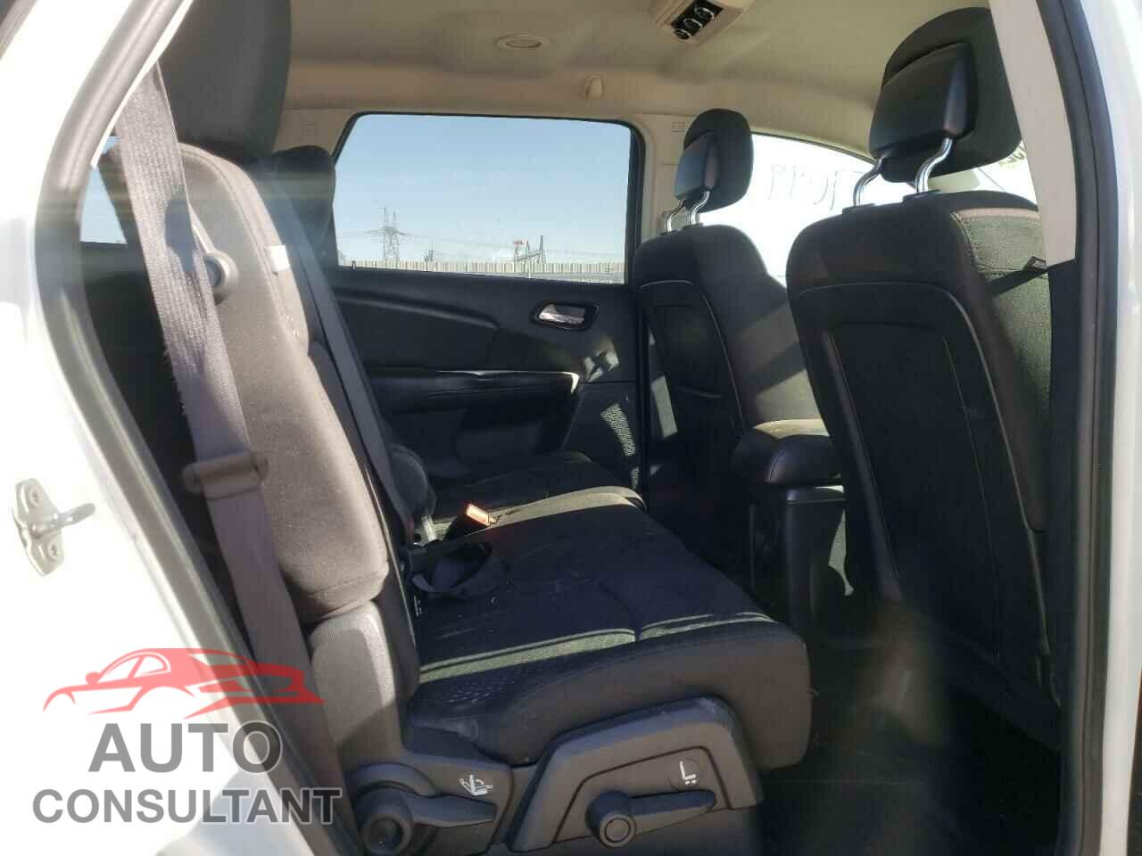 DODGE JOURNEY 2017 - 3C4PDCBG3HT531044