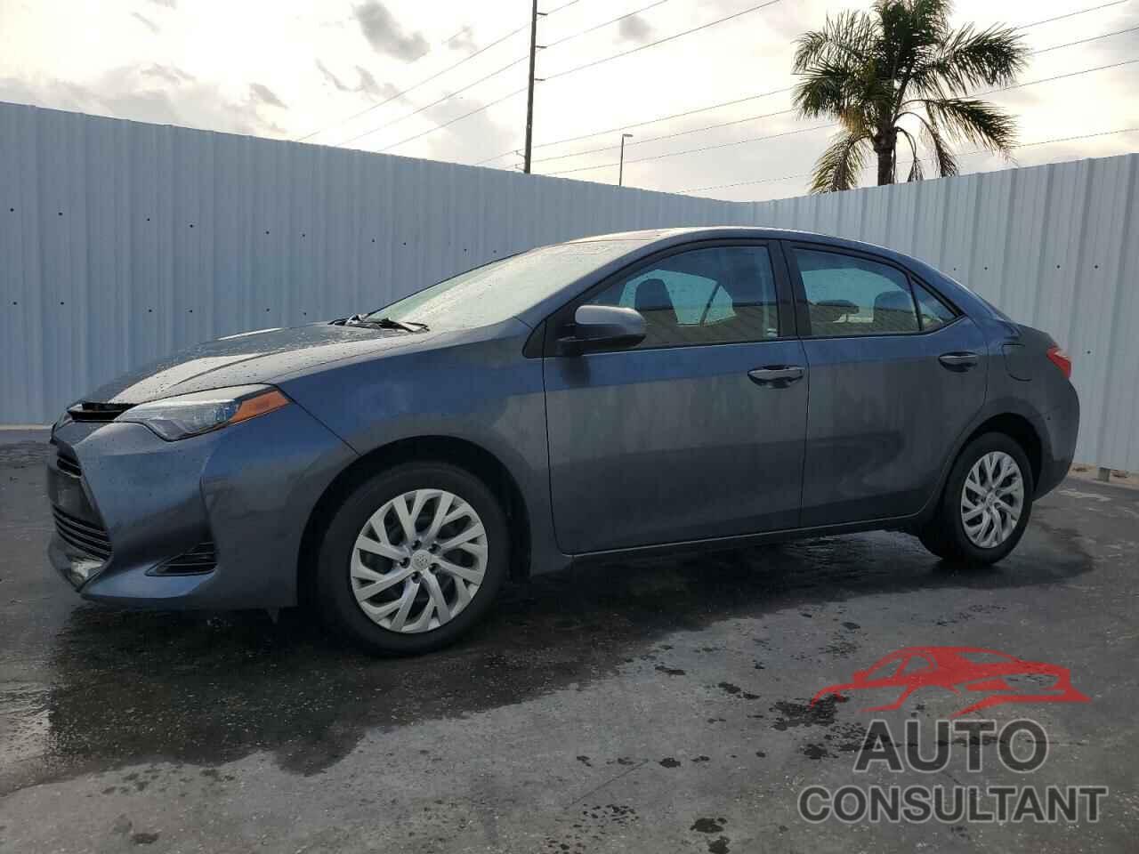 TOYOTA COROLLA 2018 - 5YFBURHE5JP833222