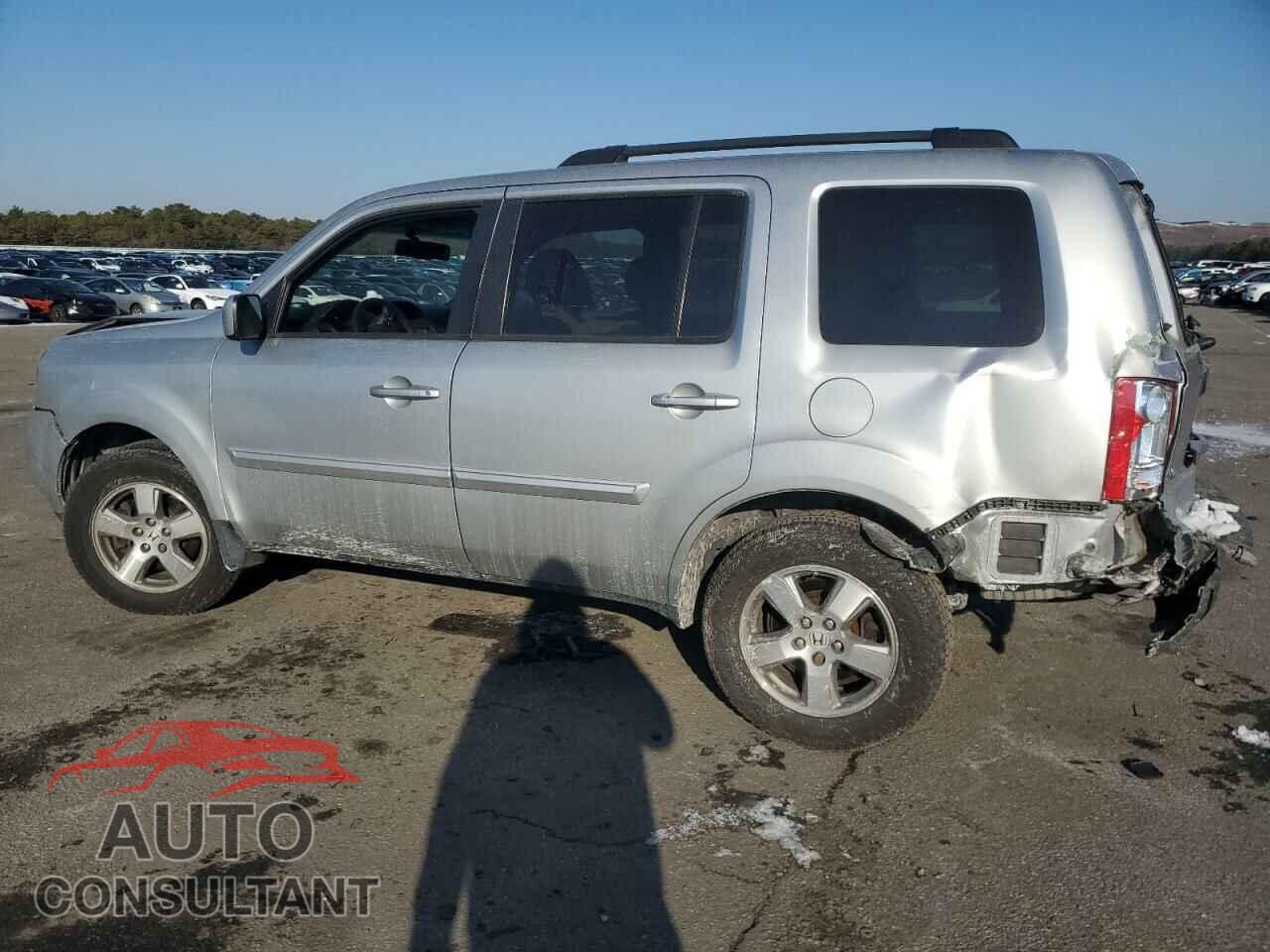 HONDA PILOT 2011 - 5FNYF4H52BB069155