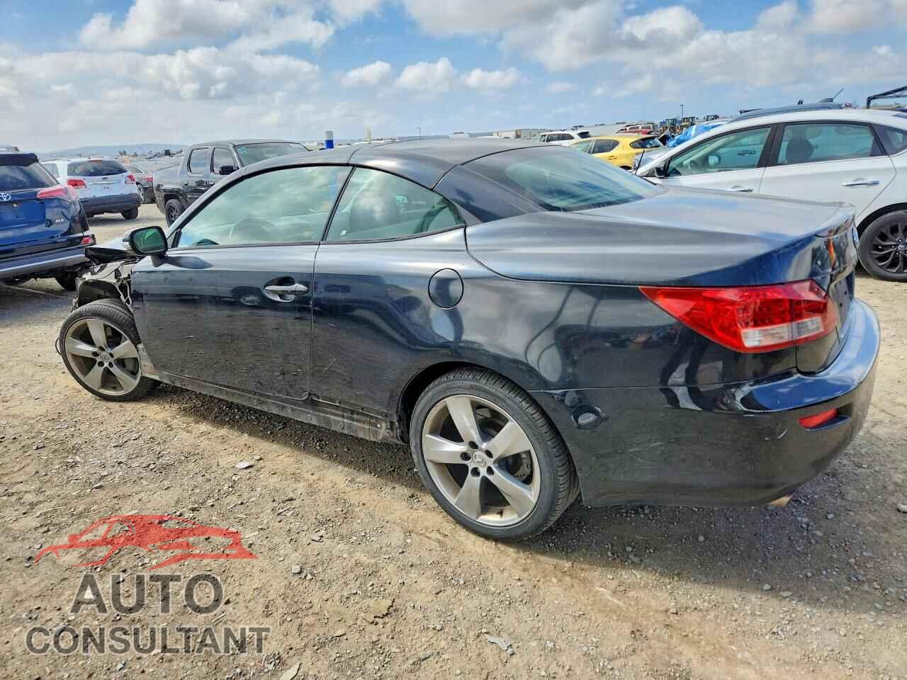 LEXUS IS 2011 - JTHFE2C24B2505923