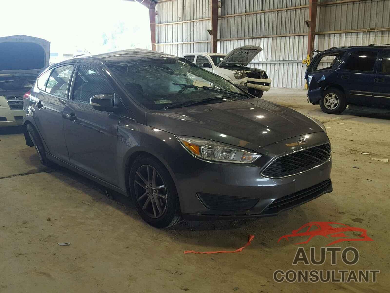 FORD FOCUS 2015 - 1FADP3K23FL223692