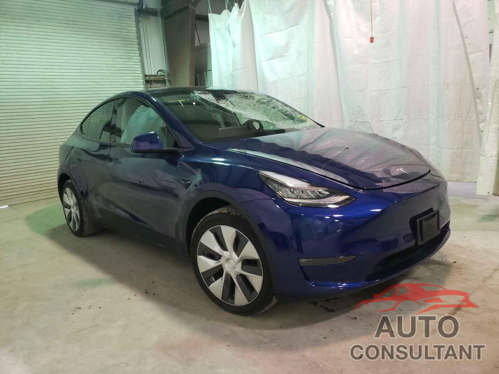 TESLA MODEL Y 2021 - 5YJYGDEE4MF099925