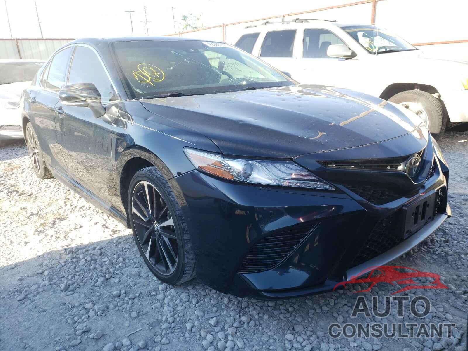 TOYOTA CAMRY 2018 - 4T1B61HK5JU628306
