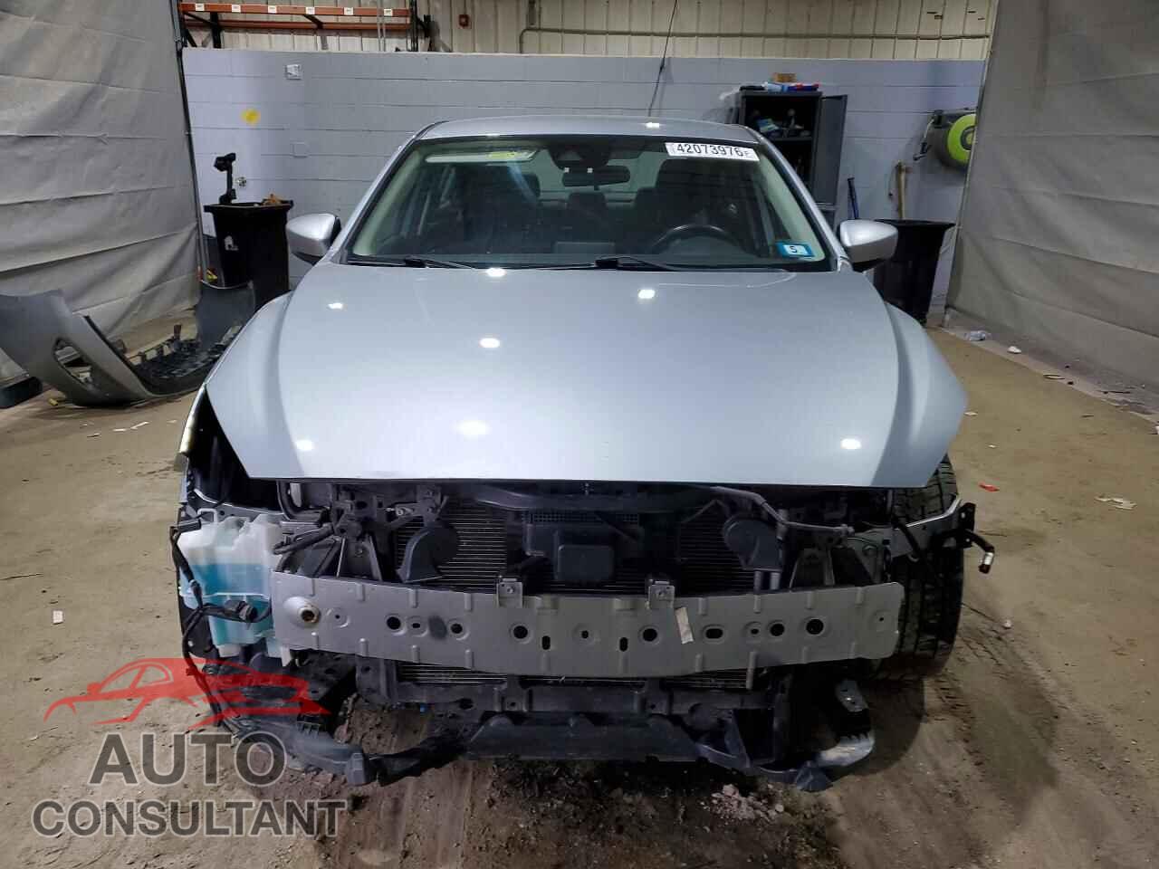 MAZDA 3 2017 - 3MZBN1V77HM148402