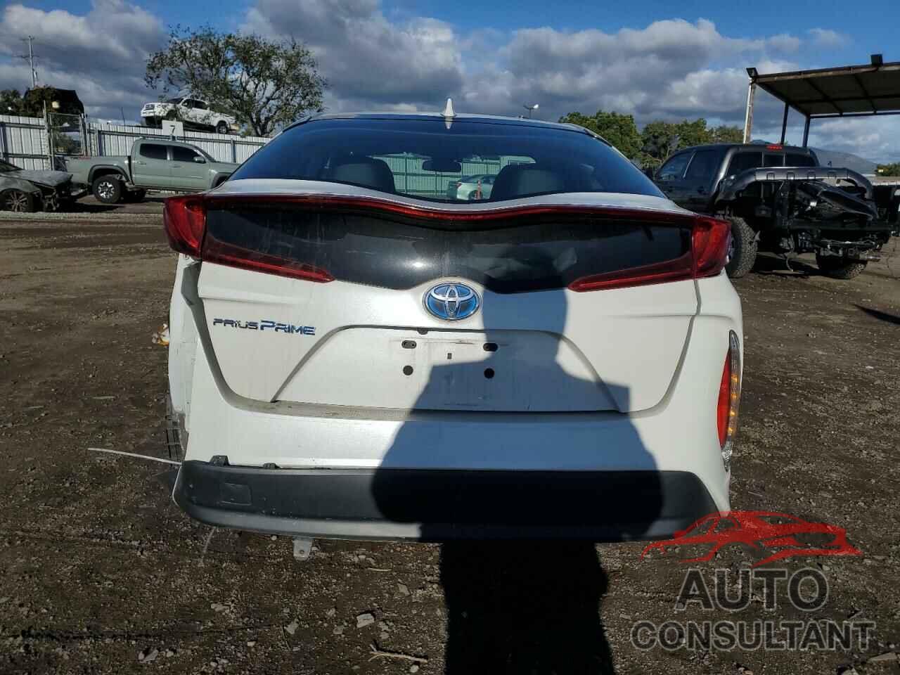 TOYOTA PRIUS 2017 - JTDKARFP8H3034583