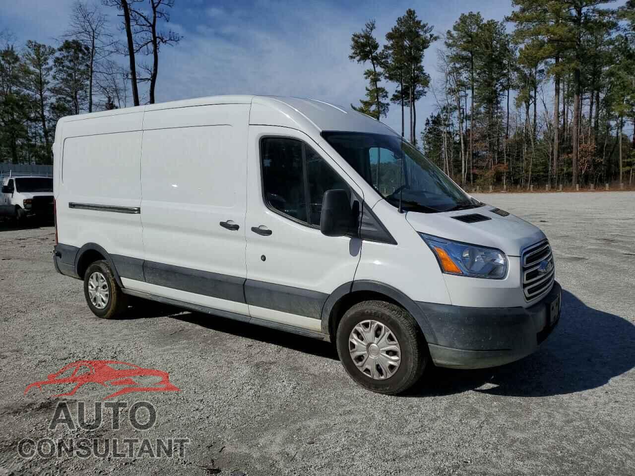 FORD TRANSIT 2019 - 1FTYR2CG5KKB18159