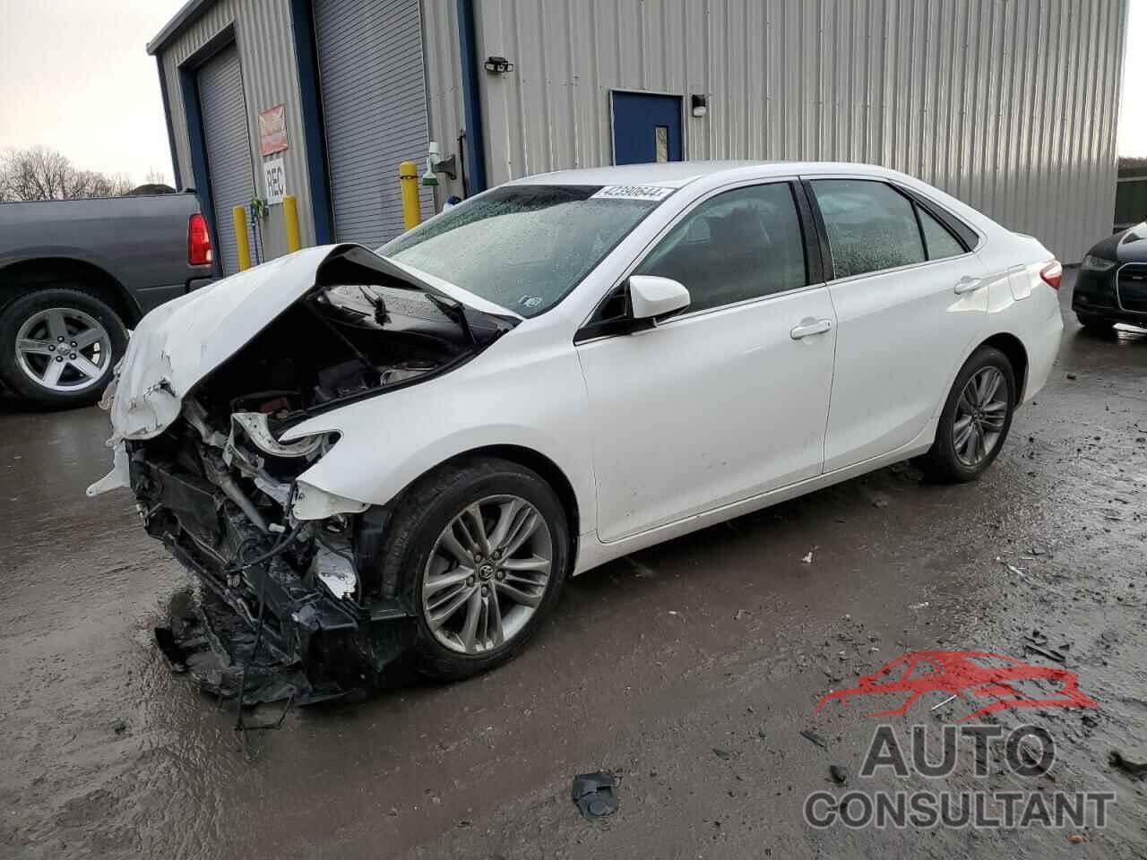 TOYOTA CAMRY 2017 - 4T1BF1FK0HU781043