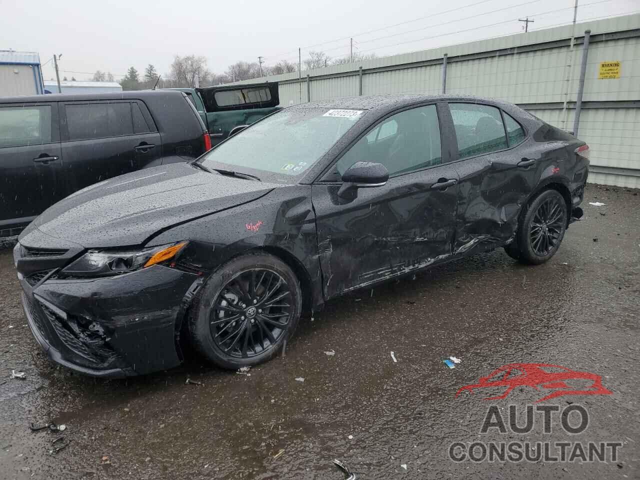 TOYOTA CAMRY 2022 - 4T1G11BK1NU066956
