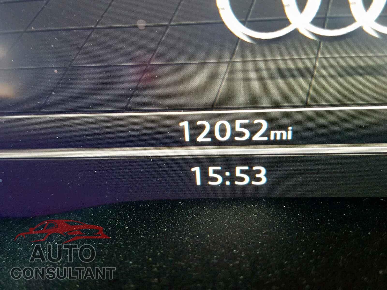 AUDI A4 2018 - WAUFNAF41JA127635