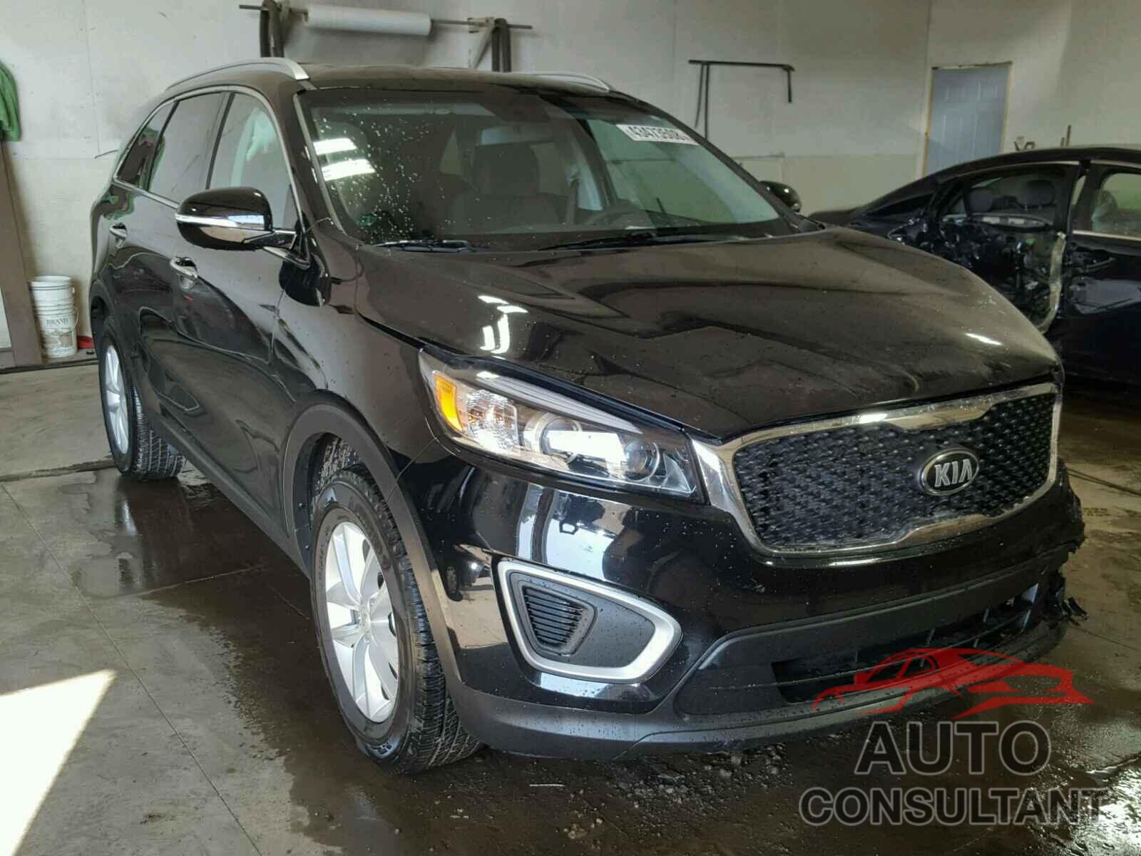 KIA SORENTO LX 2017 - 5XYPG4A3XHG208676