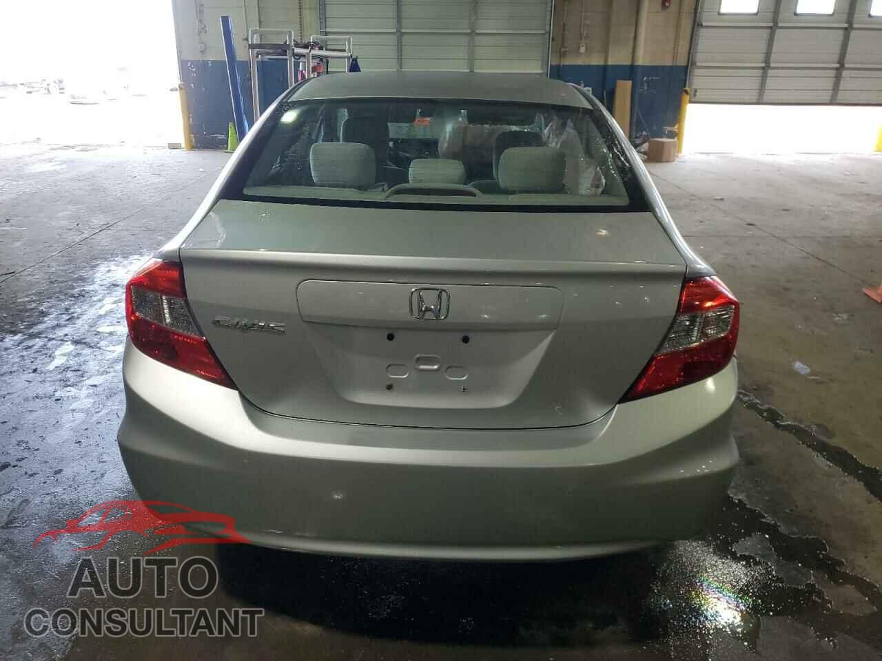 HONDA CIVIC 2012 - 19XFB2F80CE110118