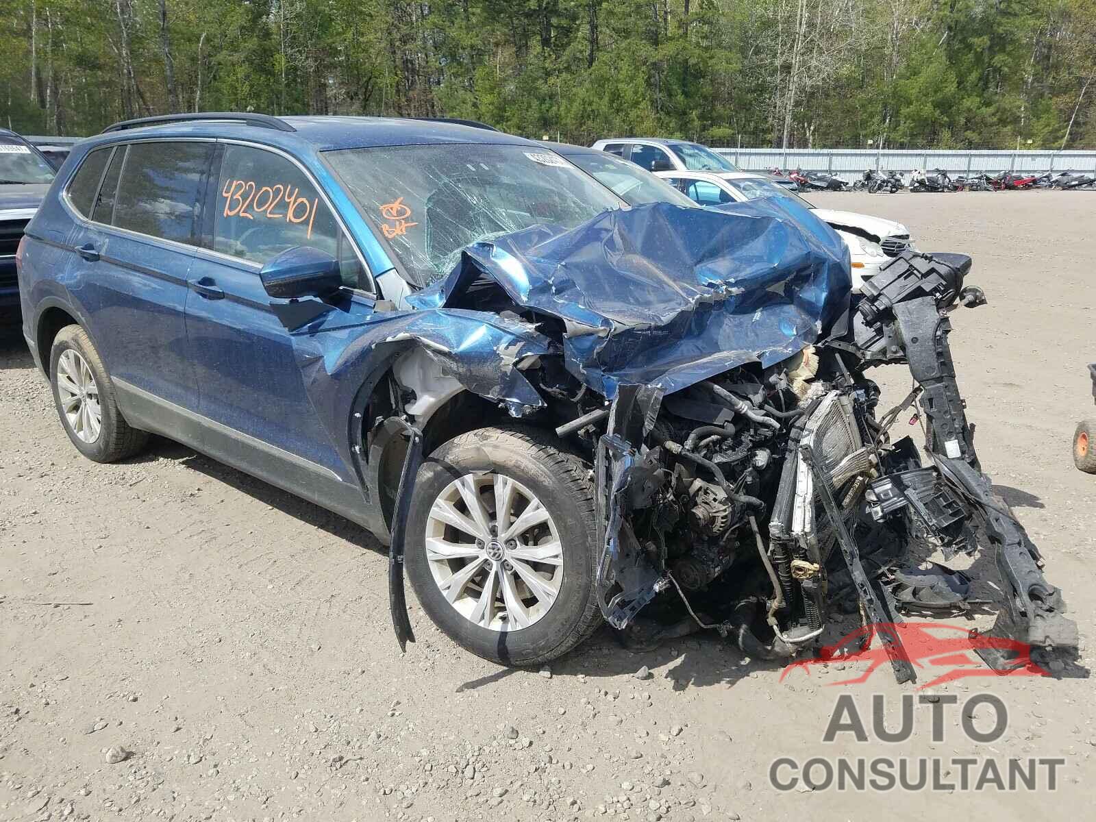 VOLKSWAGEN TIGUAN 2018 - 3VV2B7AX7JM038039