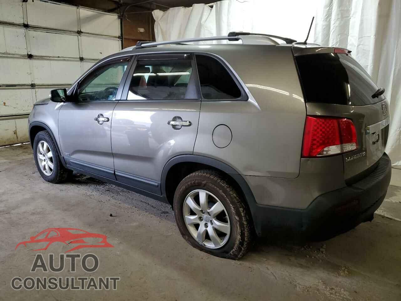 KIA SORENTO 2012 - 5XYKTCA60CG306277