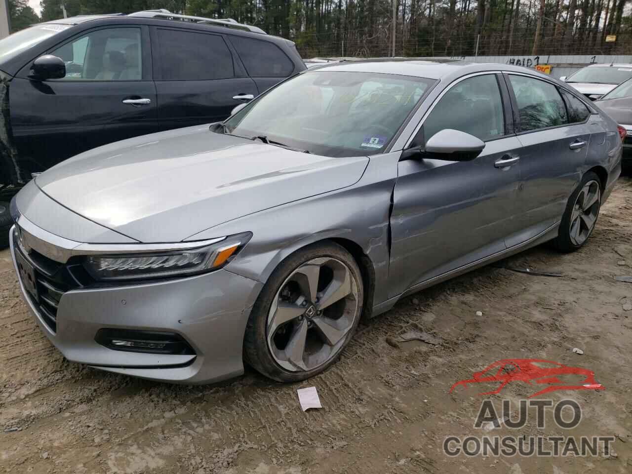 HONDA ACCORD 2018 - 1HGCV2F91JA043467