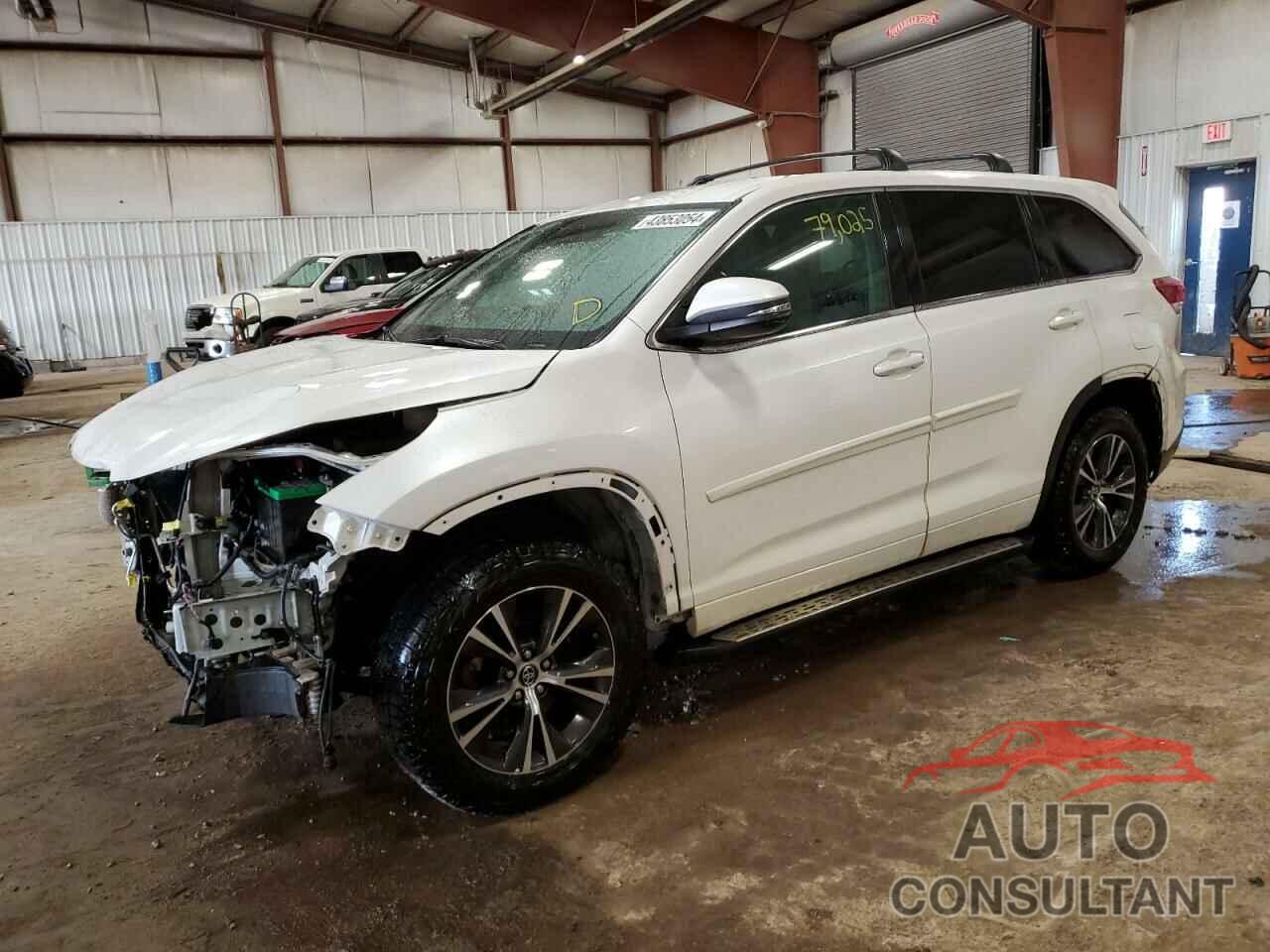 TOYOTA HIGHLANDER 2018 - 5TDBZRFH0JS865629