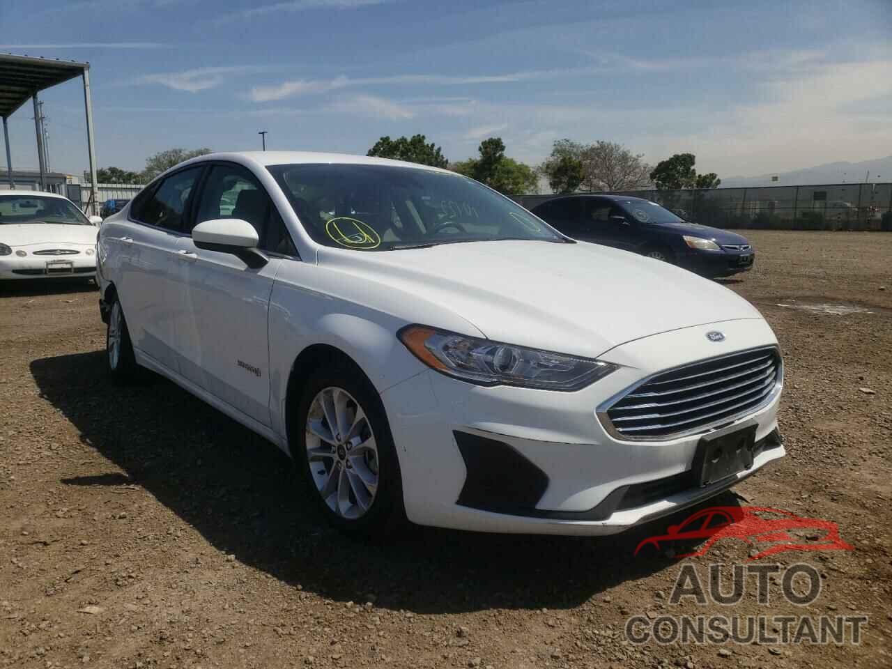 FORD FUSION 2019 - 3FA6P0LU0KR220896
