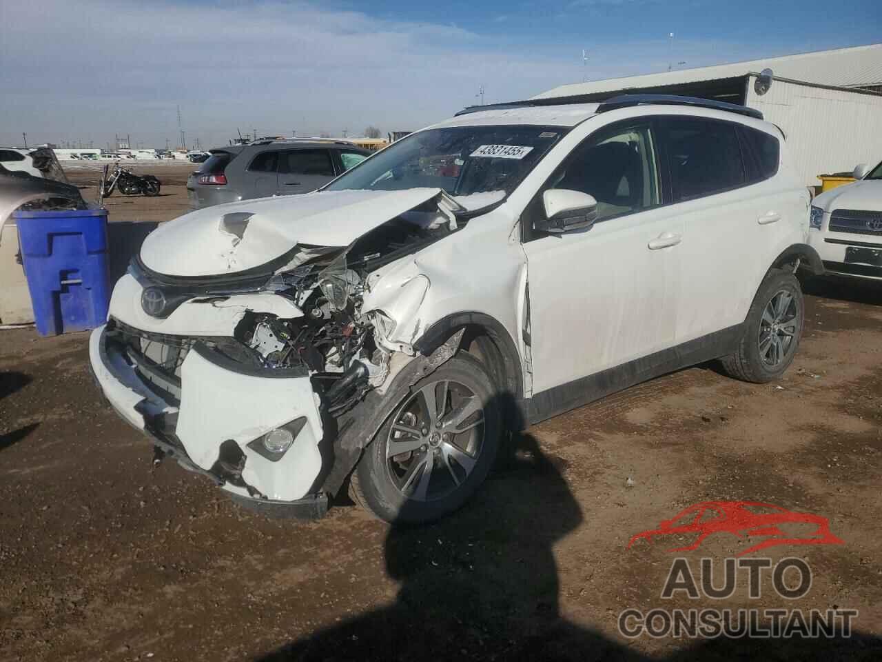 TOYOTA RAV4 2018 - JTMRFREV5JJ749113