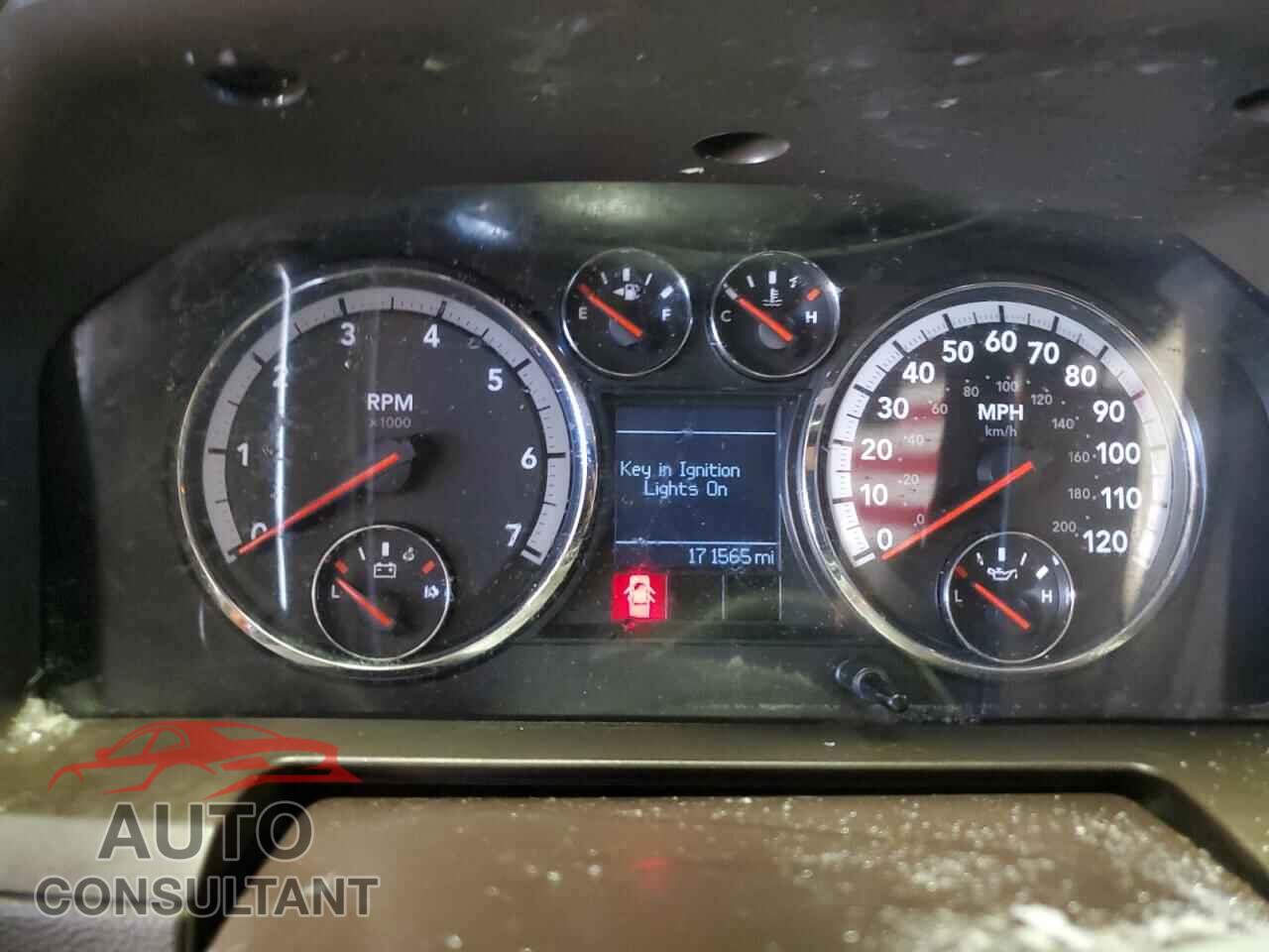 DODGE RAM 1500 2012 - 1C6RD7NT3CS155875