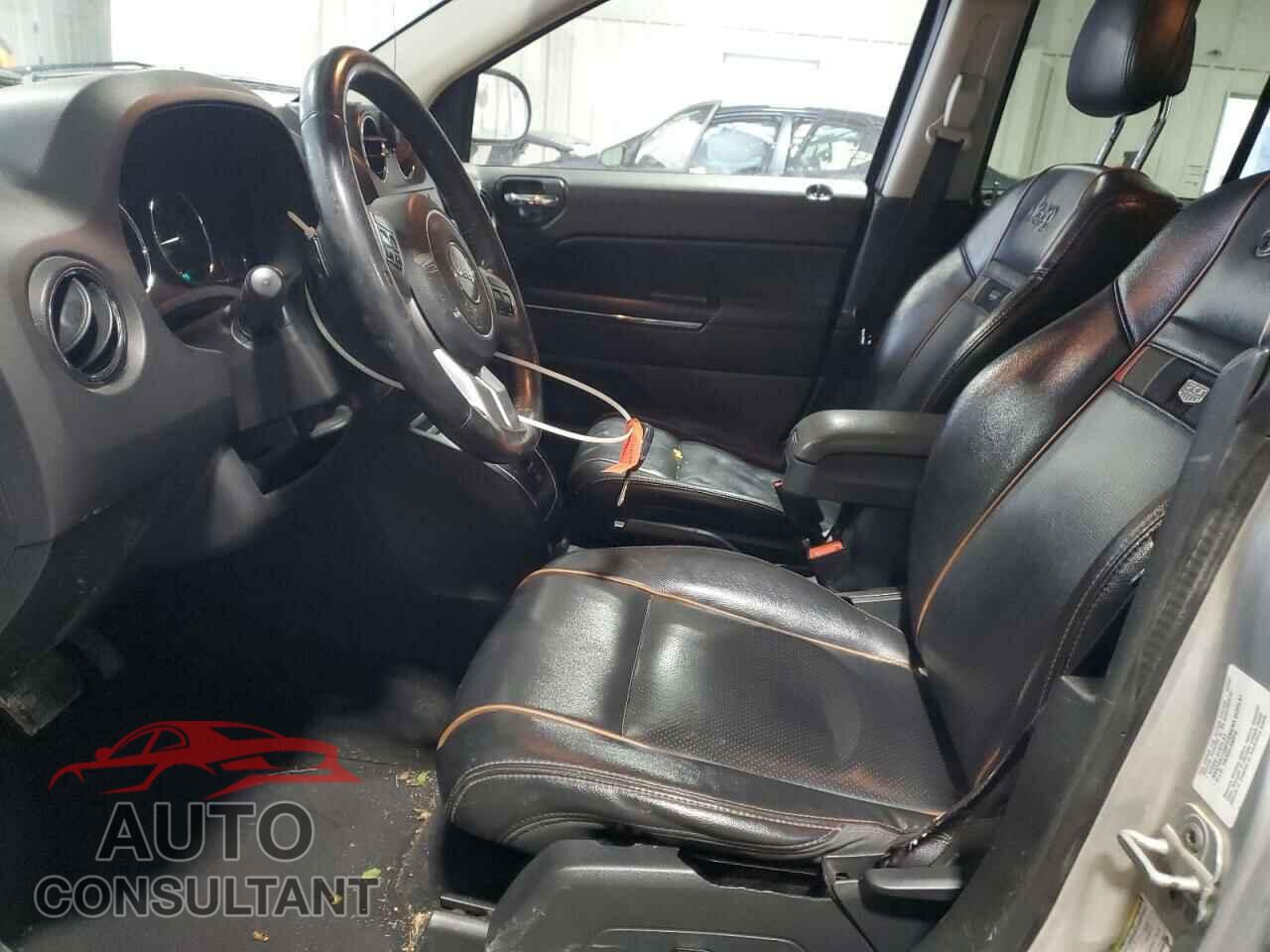 JEEP COMPASS 2011 - 1J4NF5FB5BD201425