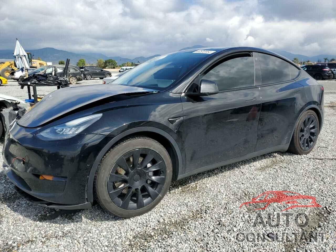 TESLA MODEL Y 2021 - 5YJYGDEEXMF216326