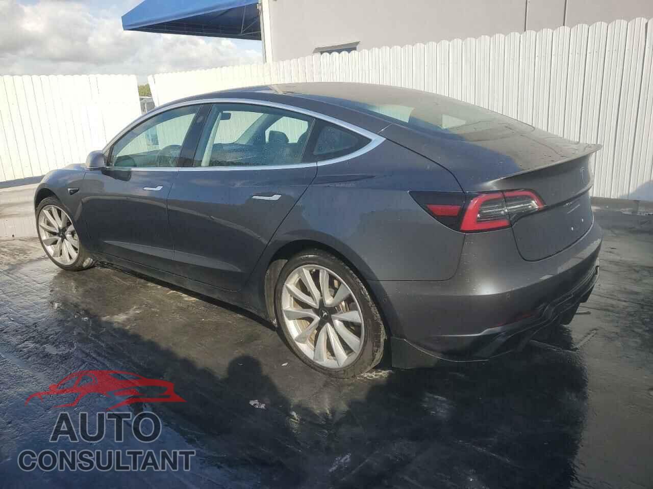 TESLA MODEL 3 2018 - 5YJ3E1EA1JF109401