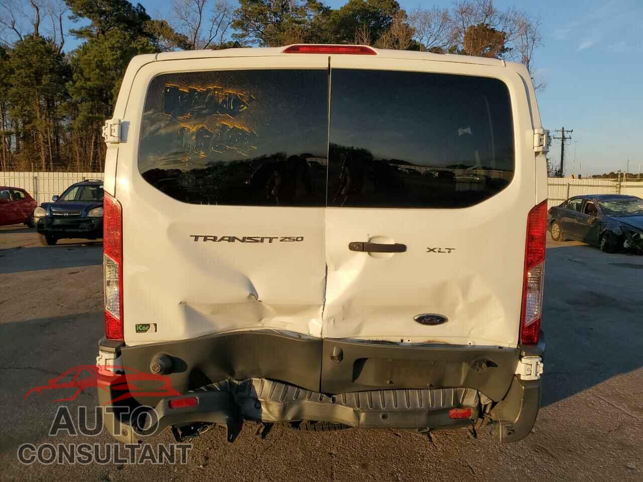 FORD TRANSIT 2018 - 1FBZX2YM7JKB05893