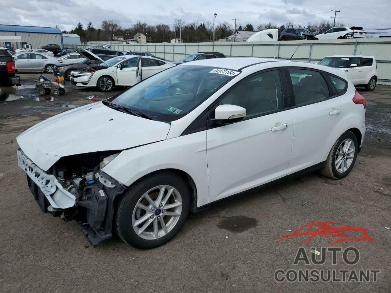 FORD FOCUS 2017 - 1FADP3K29HL259793