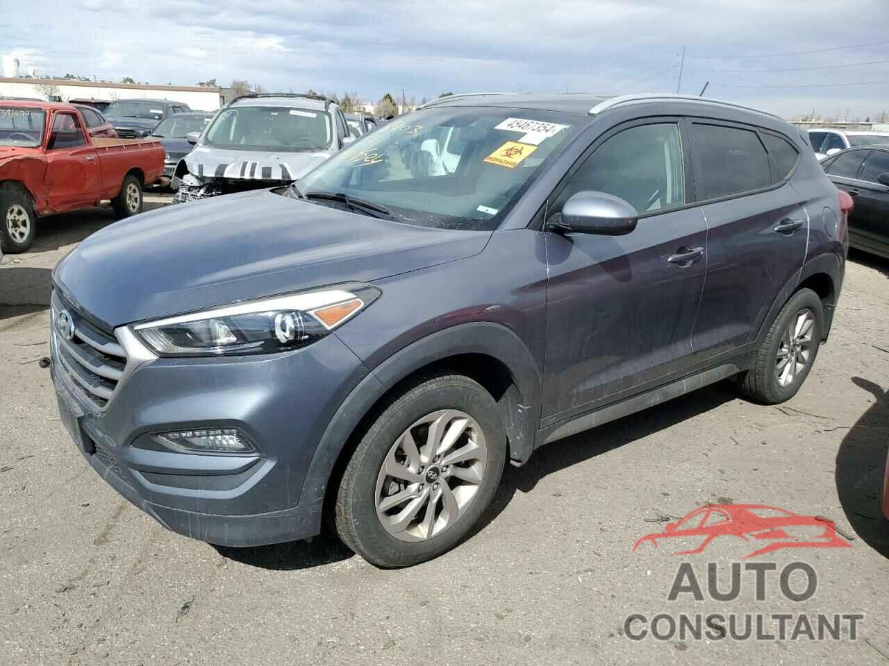 HYUNDAI TUCSON 2017 - KM8J3CA41HU338375