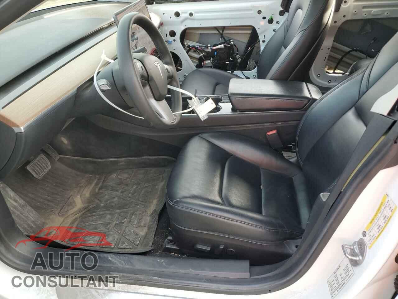 TESLA MODEL 3 2019 - 5YJ3E1EA1KF485677