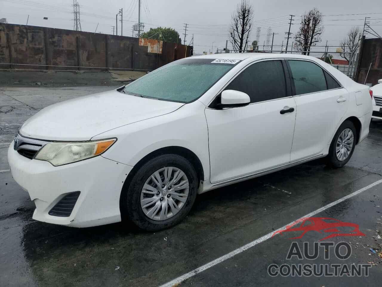 TOYOTA CAMRY 2013 - 4T4BF1FK0DR335023