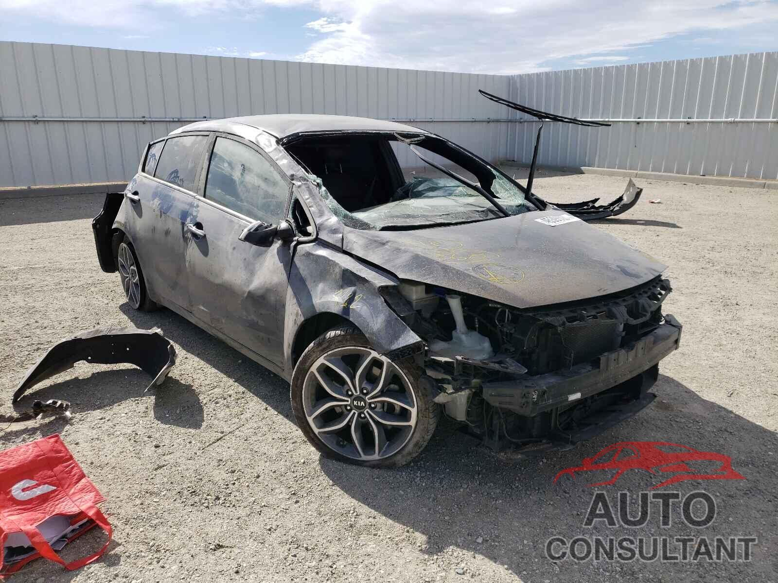 KIA FORTE 2016 - KNAFZ5A36G5591662