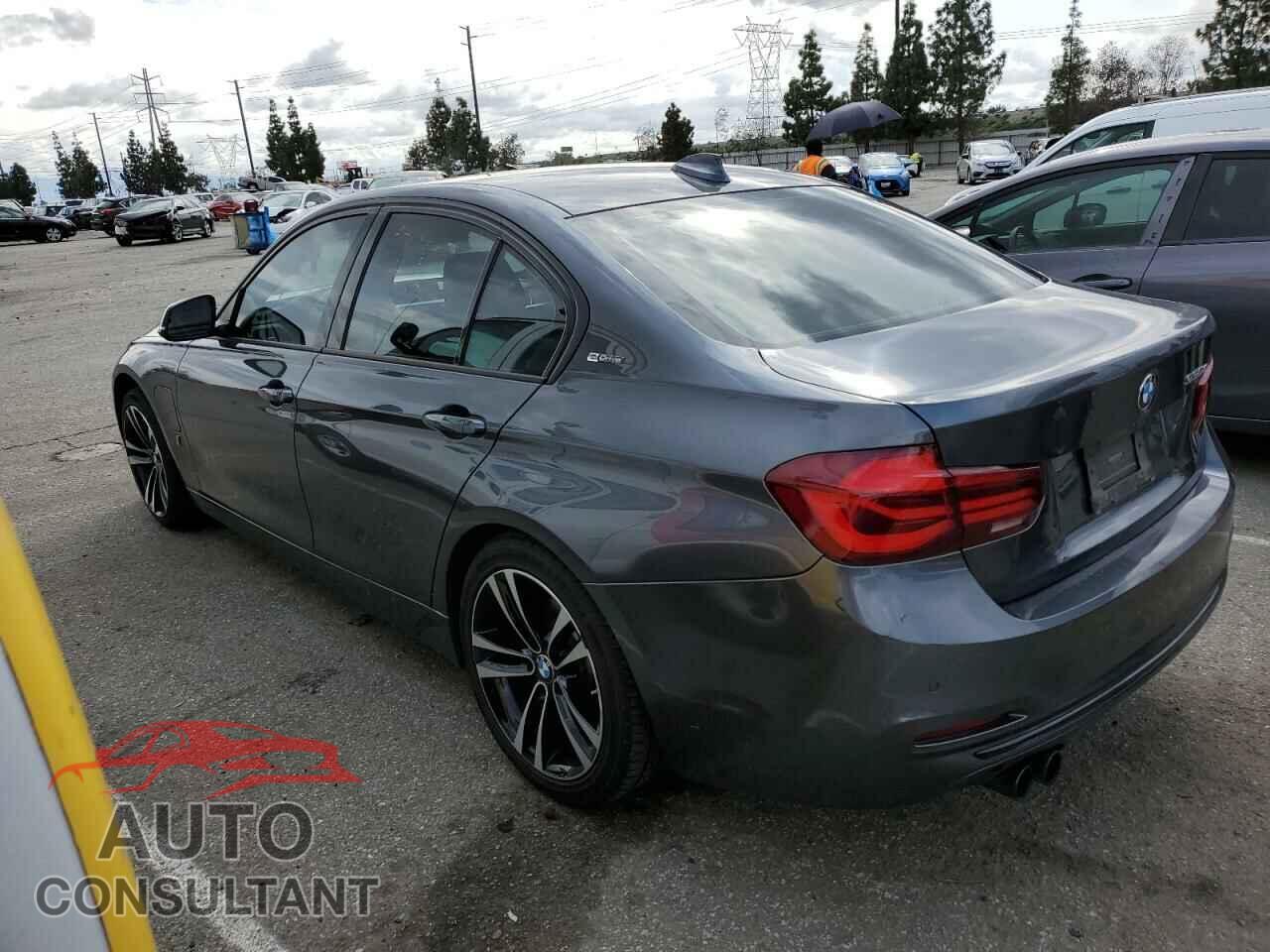 BMW 3 SERIES 2018 - WBA8E1C53JA756870