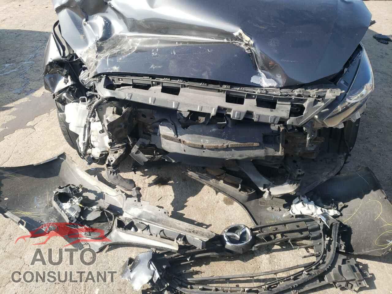 MAZDA 3 2017 - 3MZBN1U75HM120292