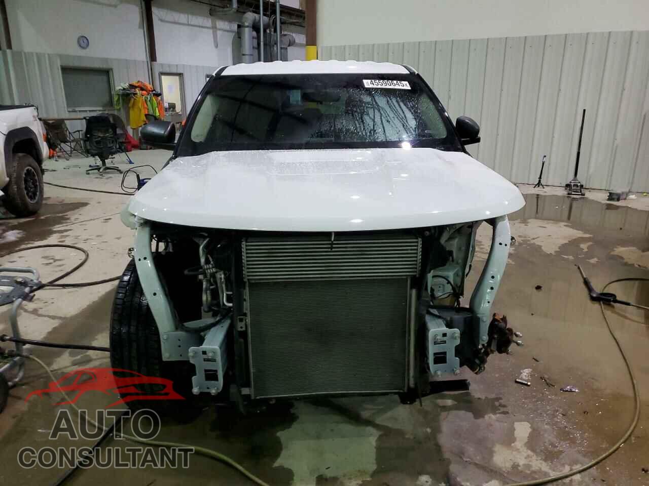 FORD EXPLORER 2022 - 1FMSK7BH2NGB03588