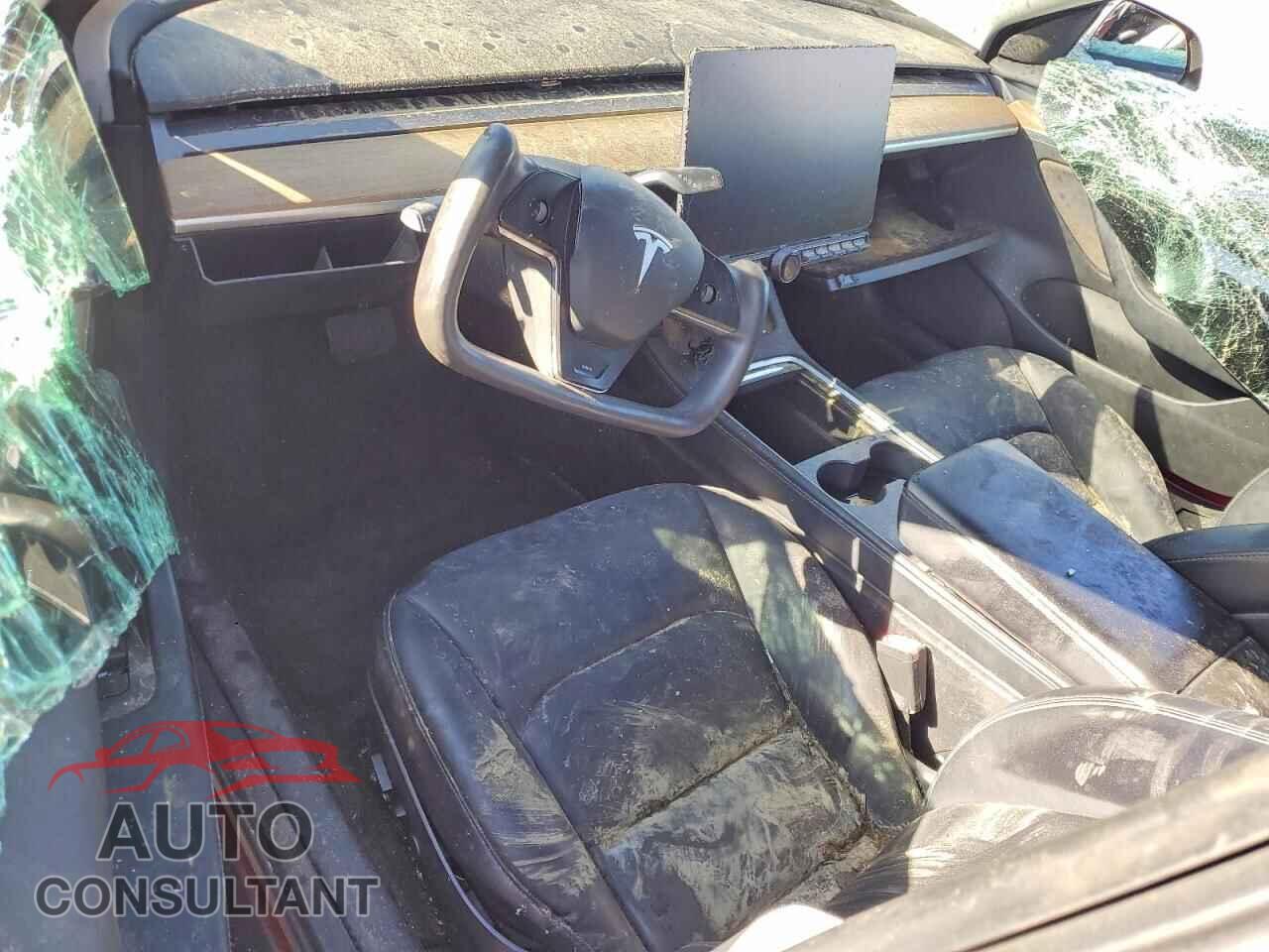 TESLA MODEL 3 2022 - 5YJ3E1EA7NF142764