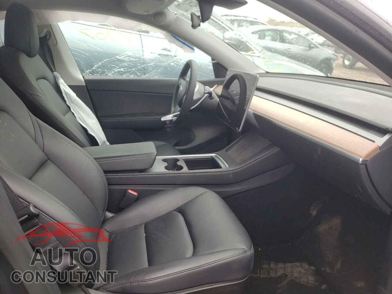 TESLA MODEL Y 2022 - 7SAYGDEE0NF320148