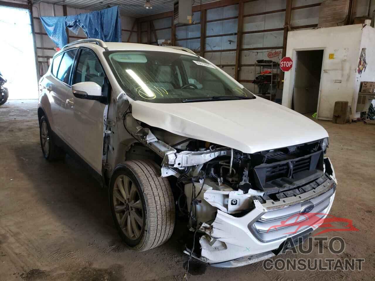 FORD ESCAPE 2017 - 1FMCU0J98HUC56501
