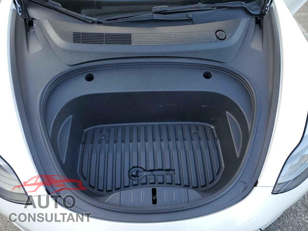 TESLA MODEL 3 2022 - 5YJ3E1EA8NF358302