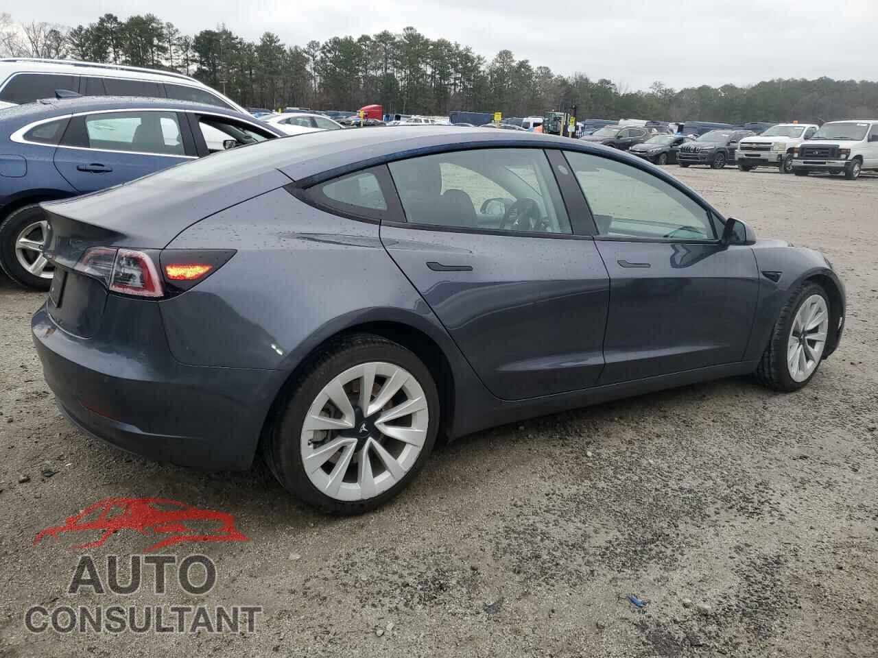 TESLA MODEL 3 2022 - 5YJ3E1EA8NF372460